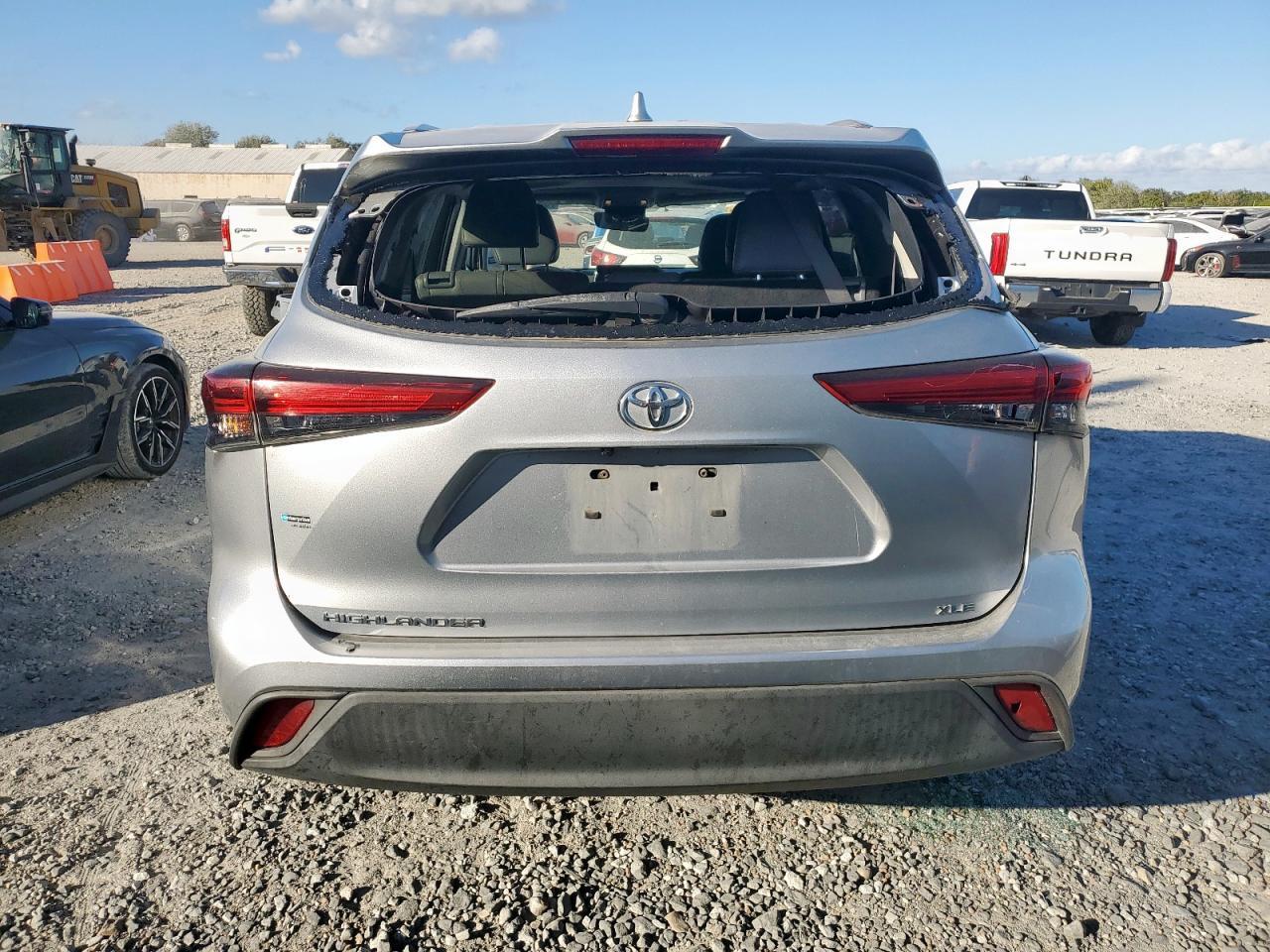 2020 TOYOTA HIGHLANDER