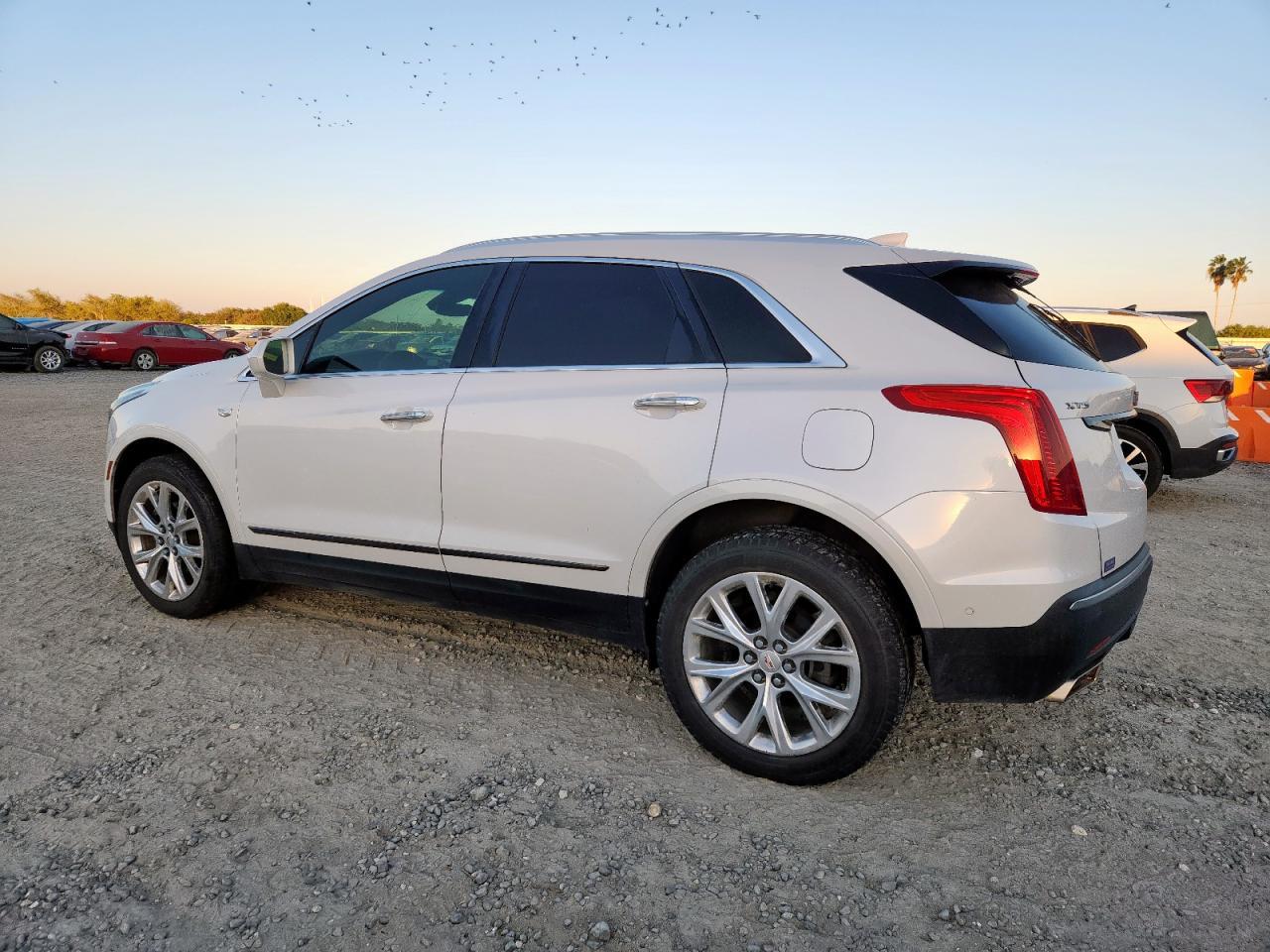 2017 CADILLAC XT5