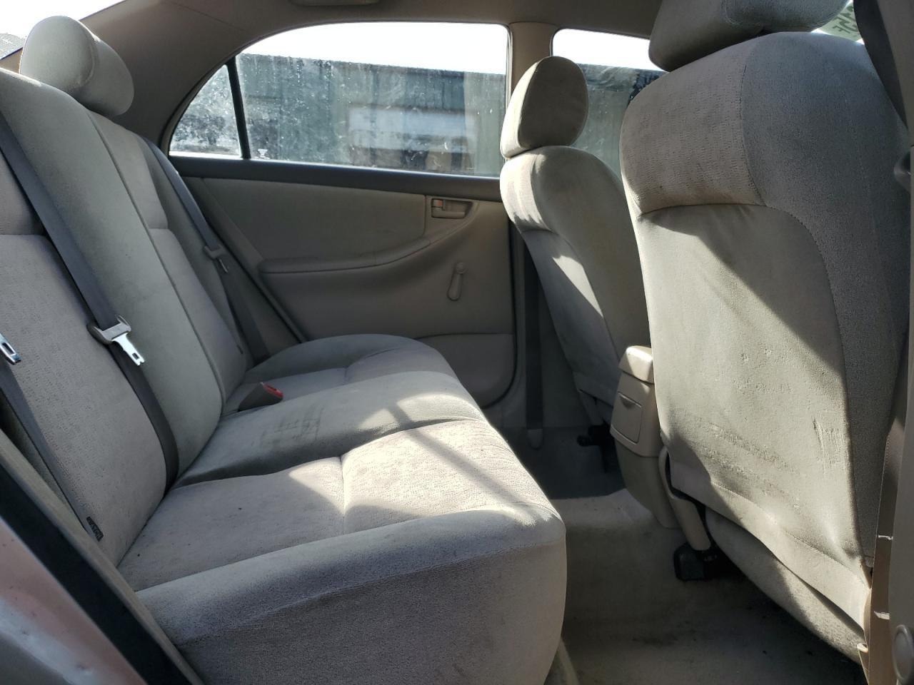 2004 TOYOTA COROLLA