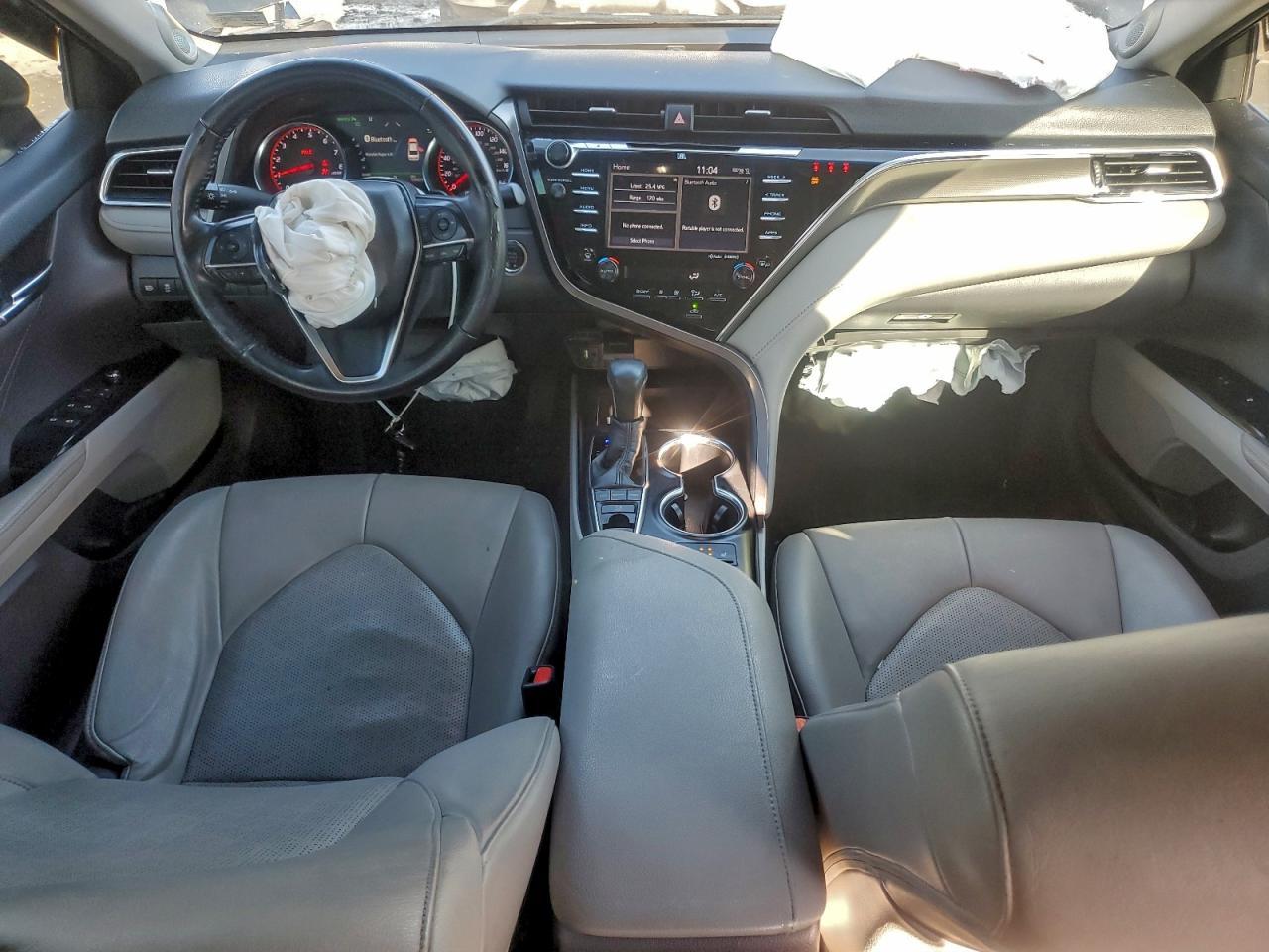 2018 TOYOTA CAMRY