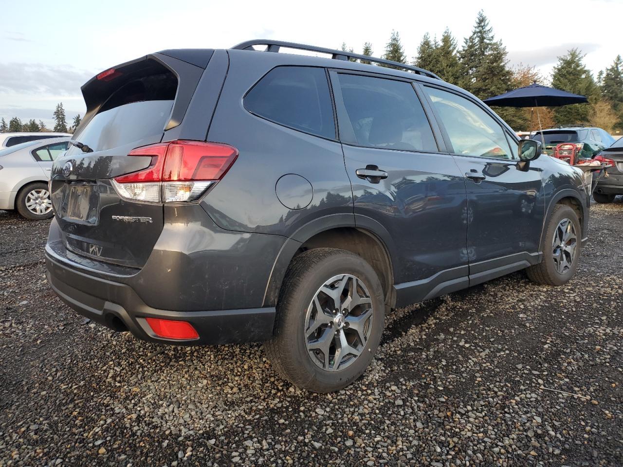 2024 SUBARU FORESTER