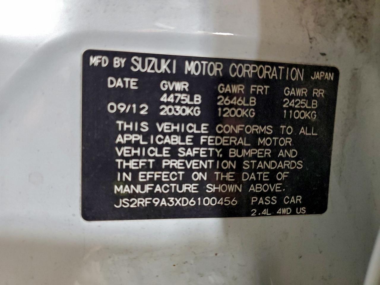 2013 SUZUKI Kizashi