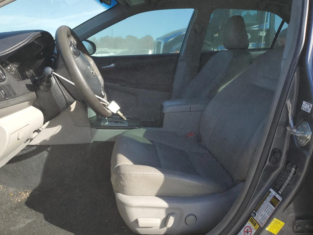 2017 TOYOTA CAMRY