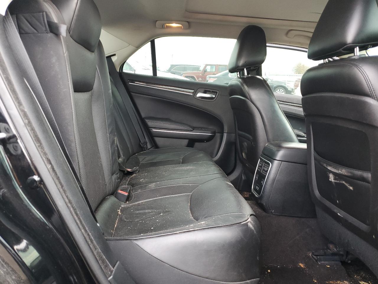 2018 CHRYSLER 300