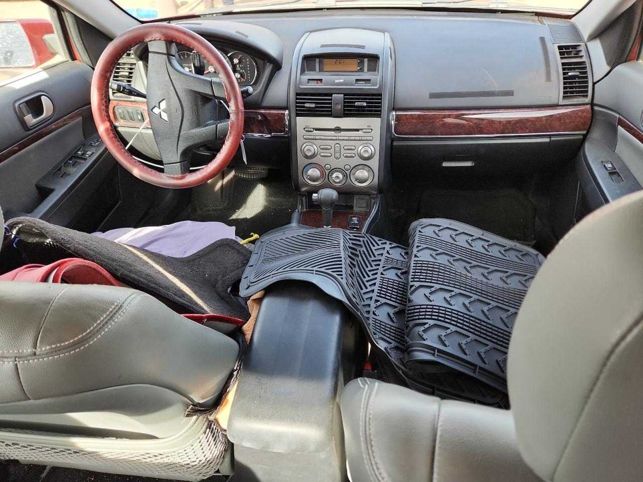 2011 MITSUBISHI Galant