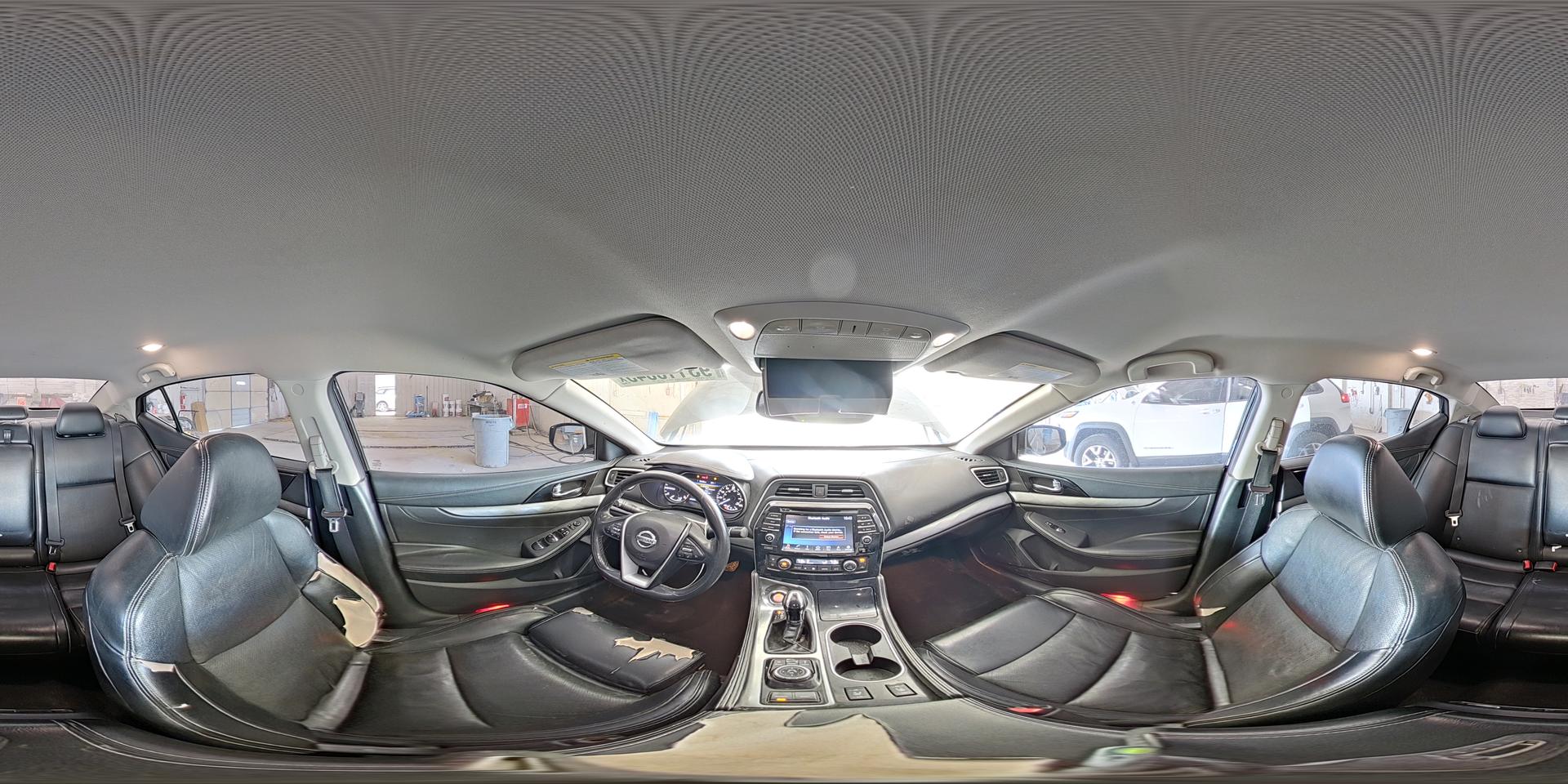 2017 NISSAN Maxima