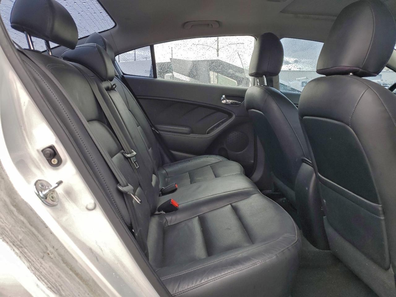 2014 KIA FORTE