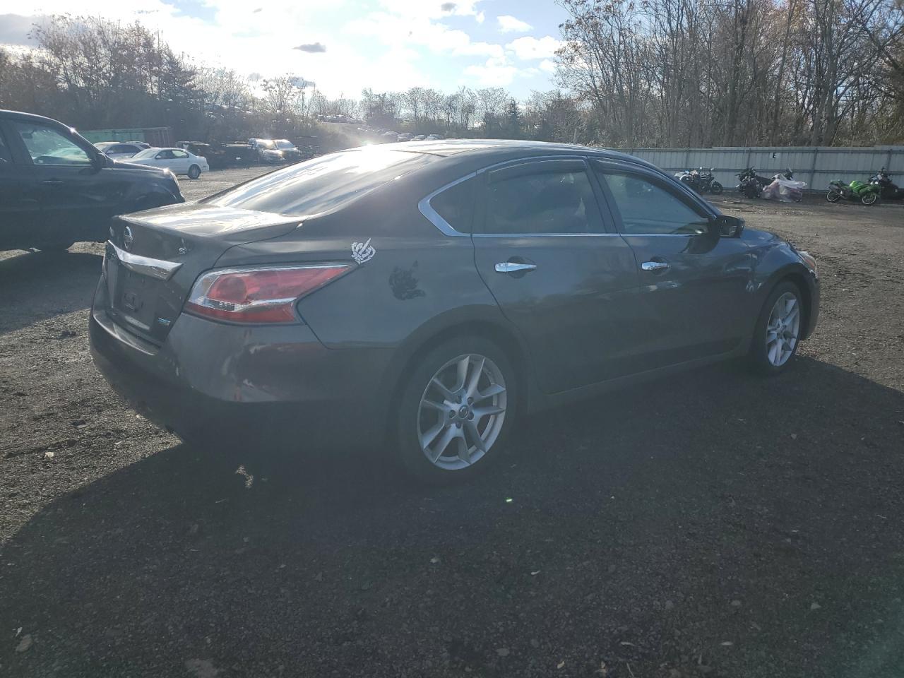 2013 NISSAN ALTIMA