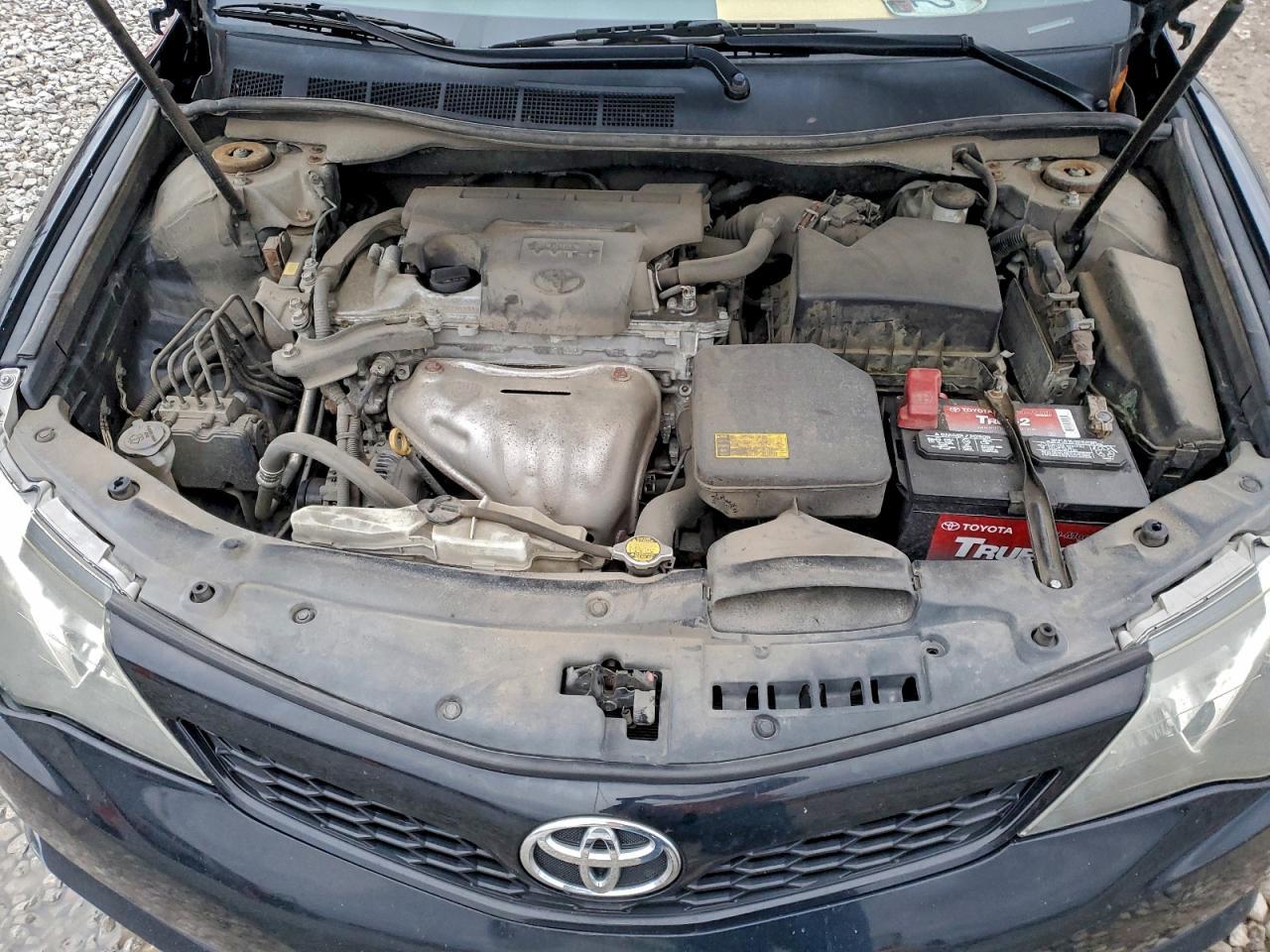 2014 TOYOTA CAMRY