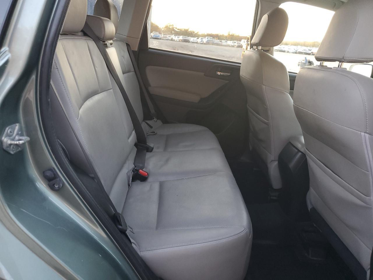 2015 SUBARU FORESTER
