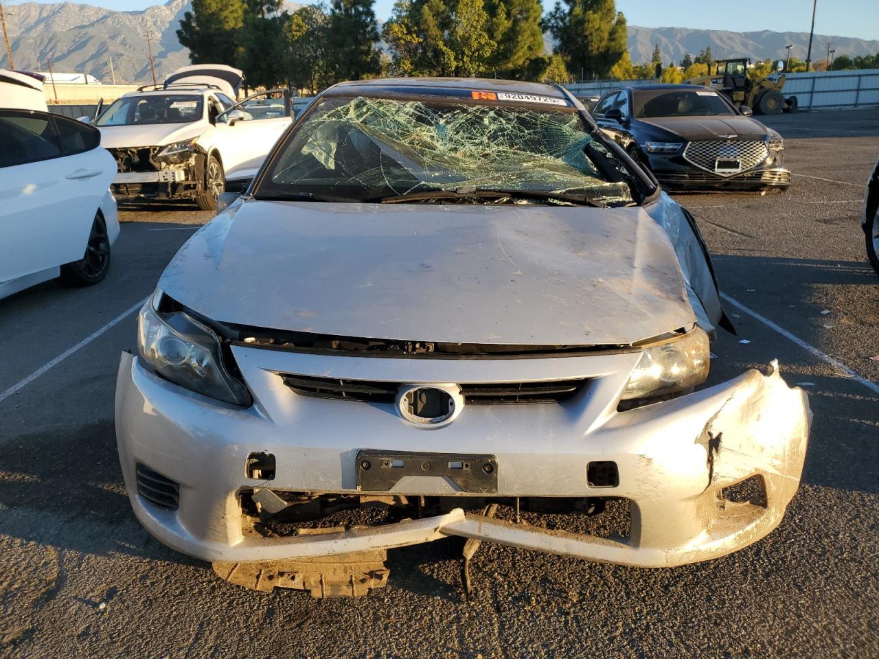 2011 TOYOTA SCION