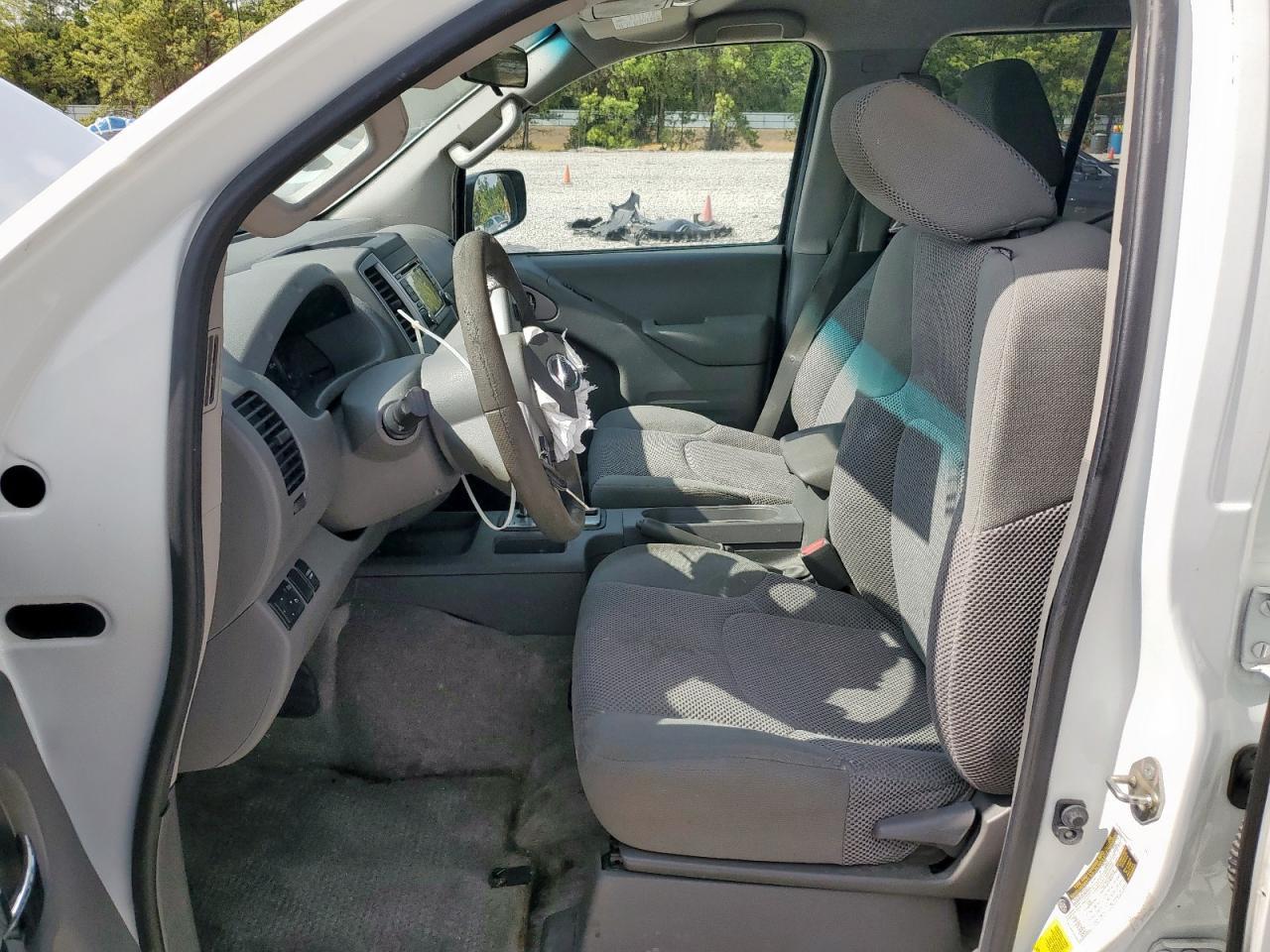 2017 NISSAN Frontier