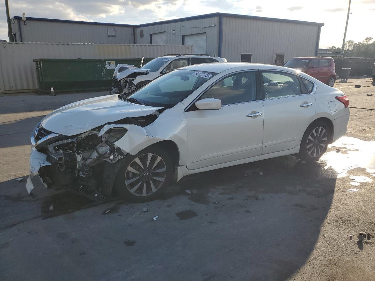 2017 NISSAN ALTIMA