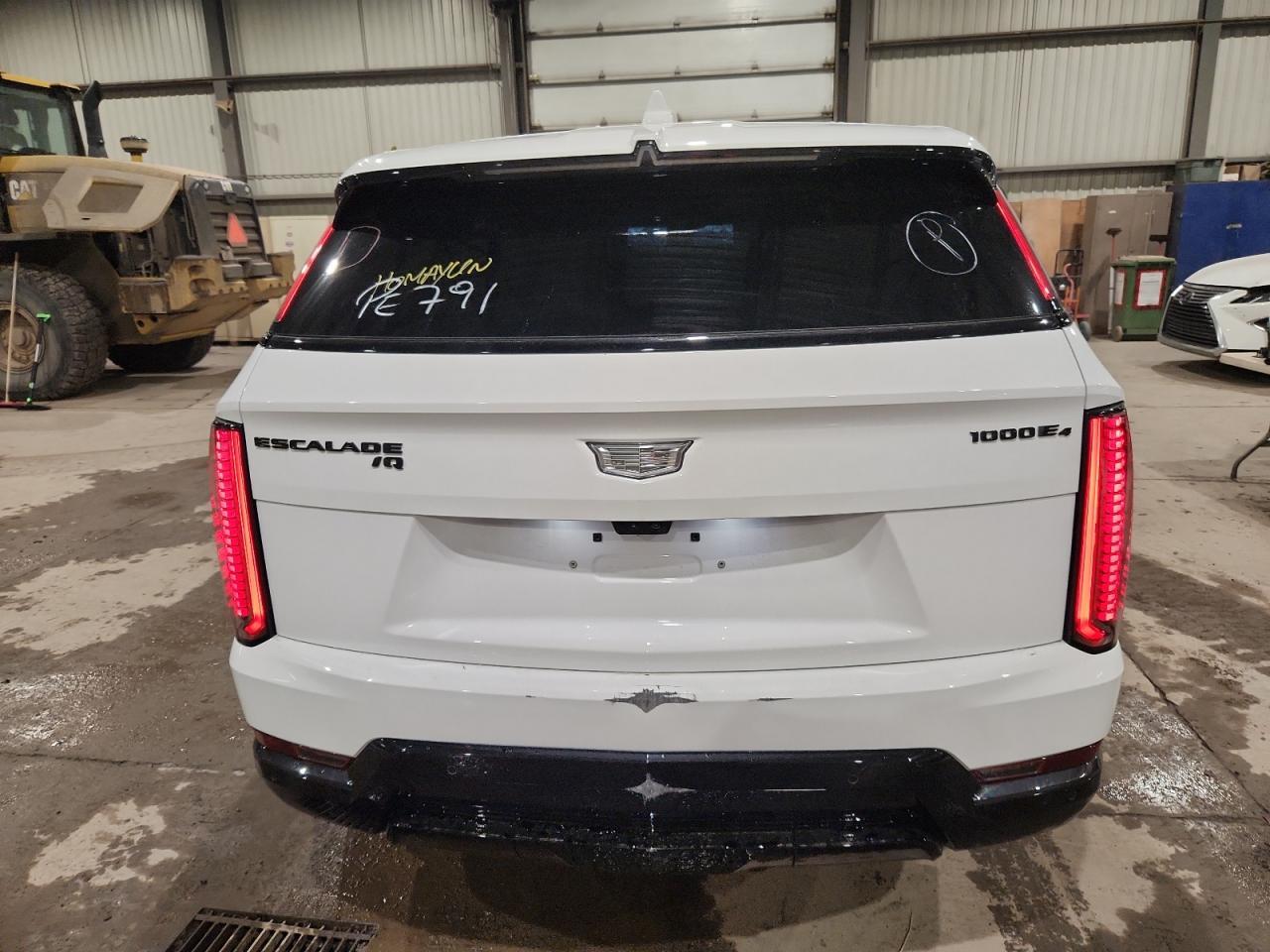 2025 CADILLAC ESCALADE