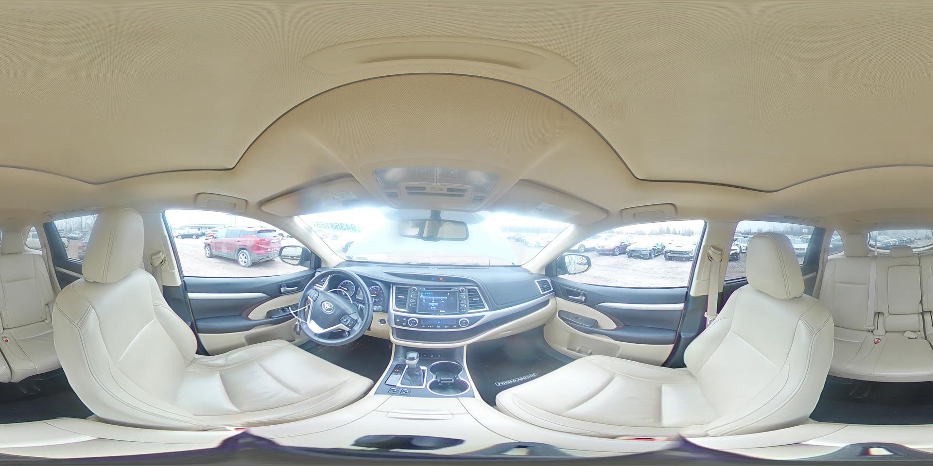 2016 TOYOTA HIGHLANDER