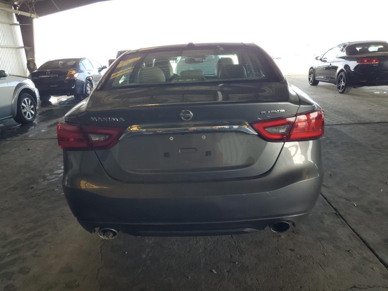 2016 NISSAN Maxima