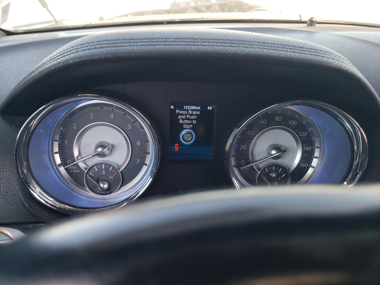 2014 CHRYSLER 300