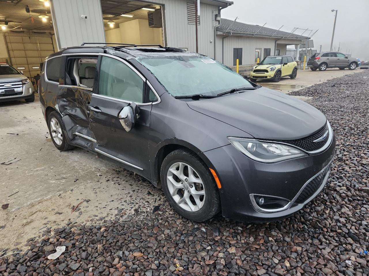 2020 CHRYSLER Pacifica
