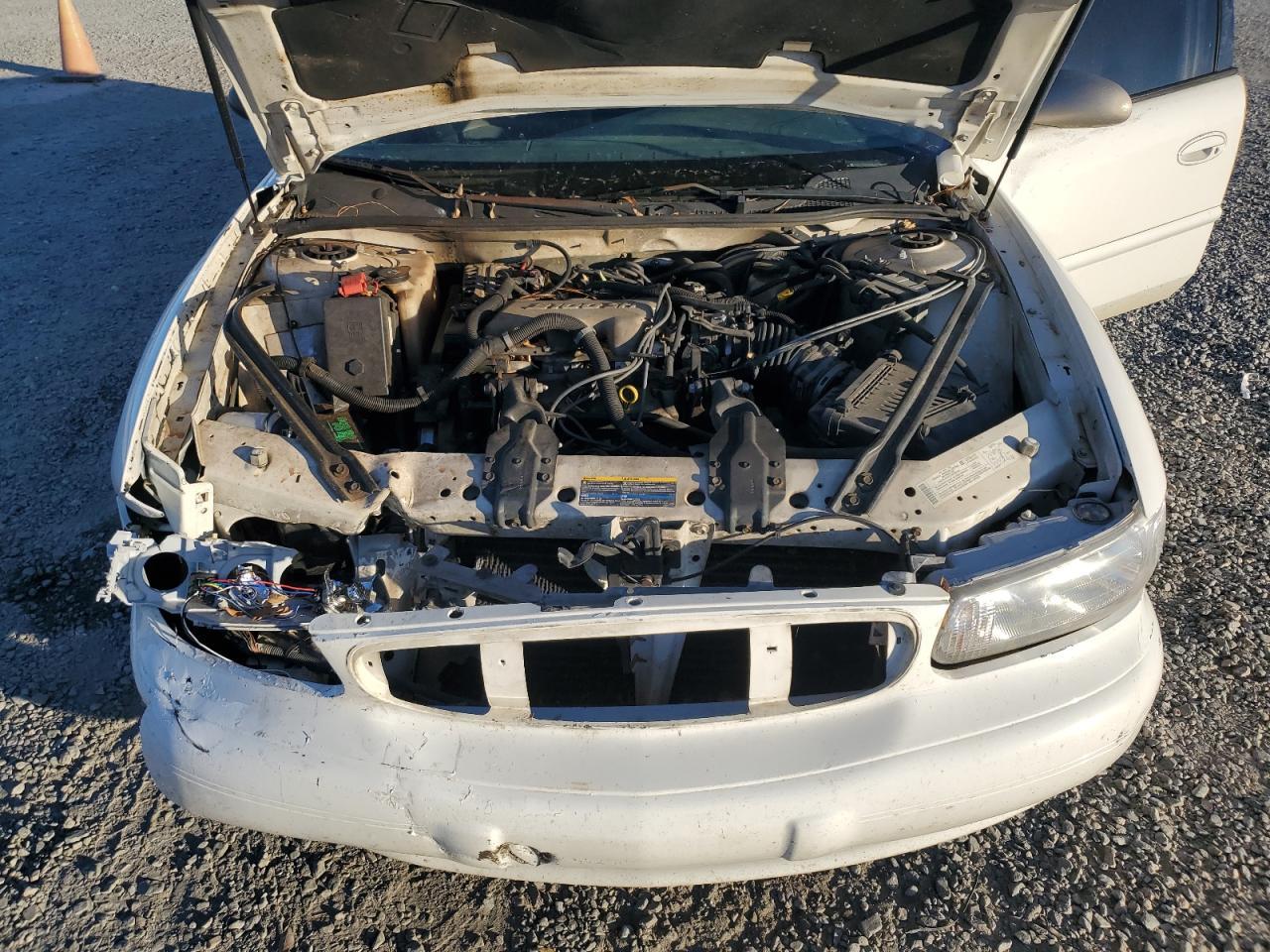2004 BUICK Century