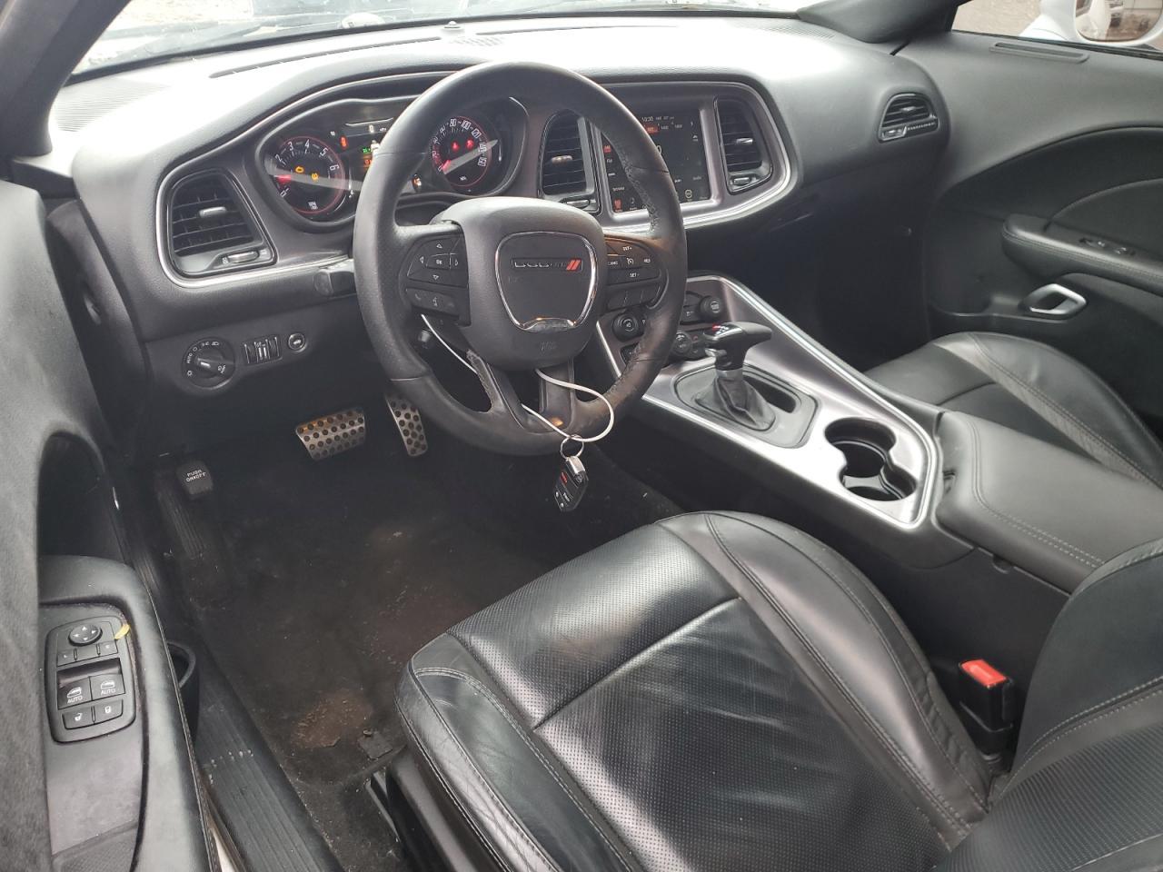 2016 DODGE Challenger