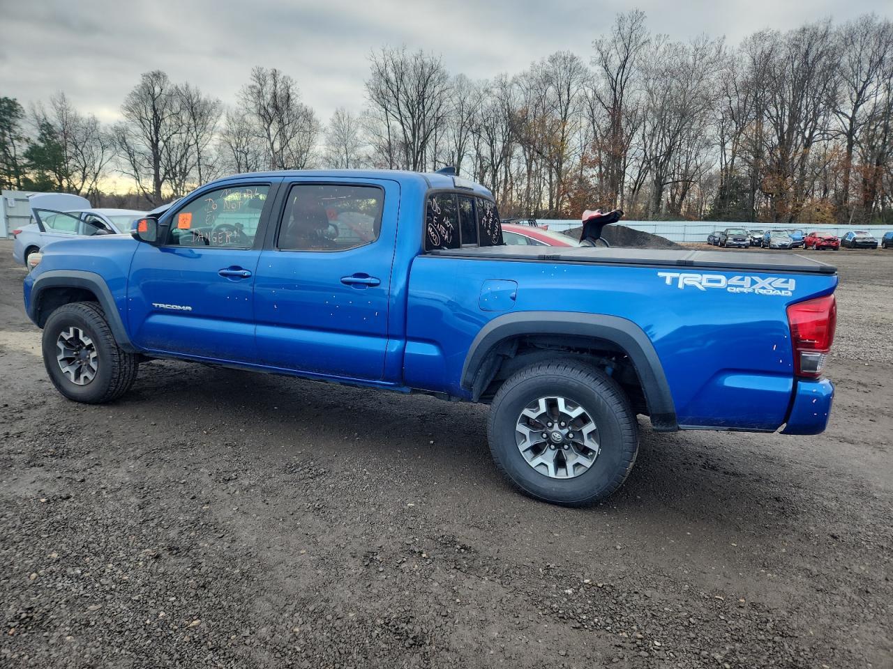 2016 TOYOTA TACOMA