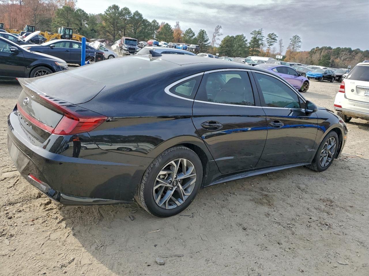 2022 HYUNDAI SONATA