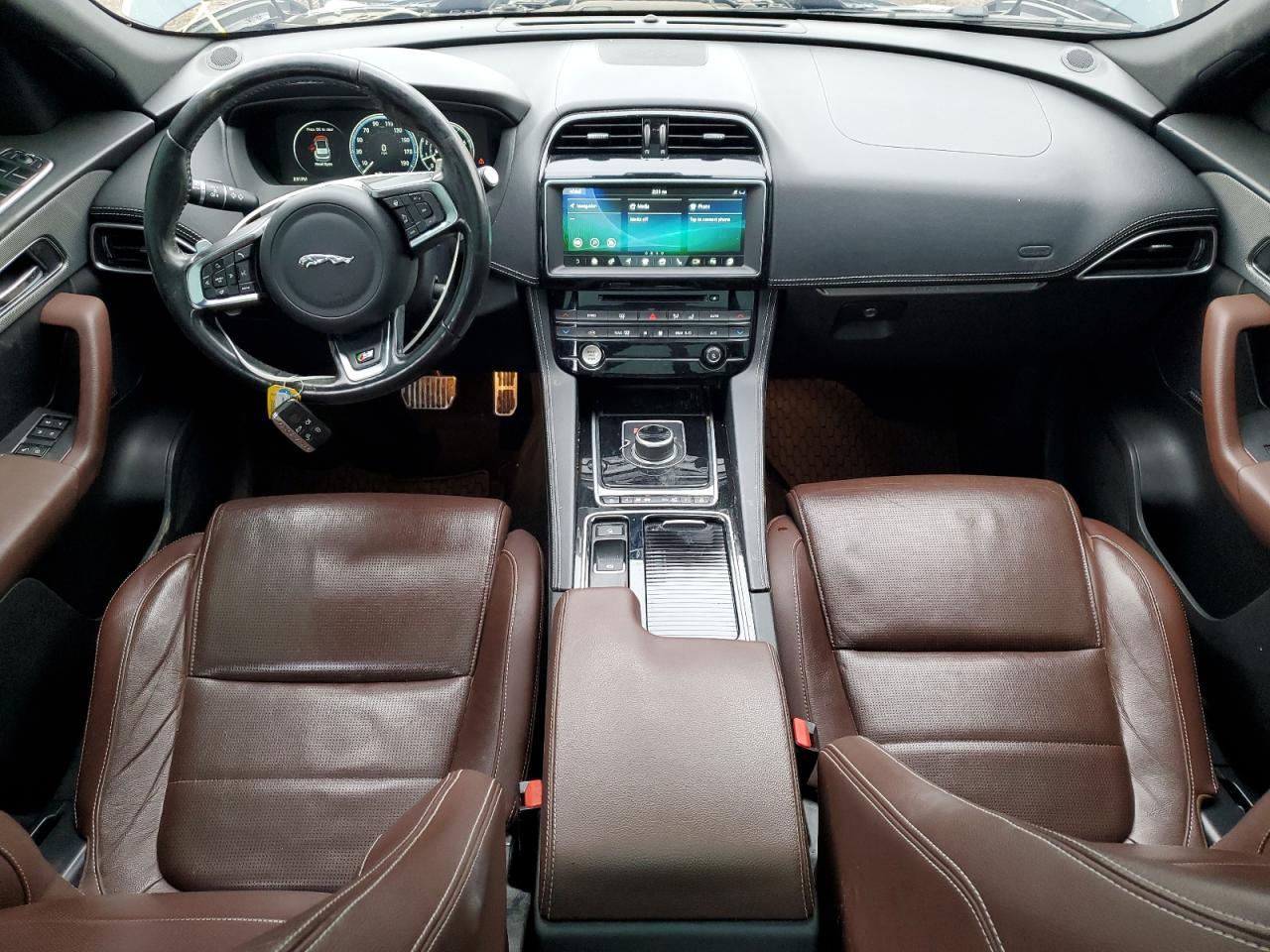2018 JAGUAR F-Pace