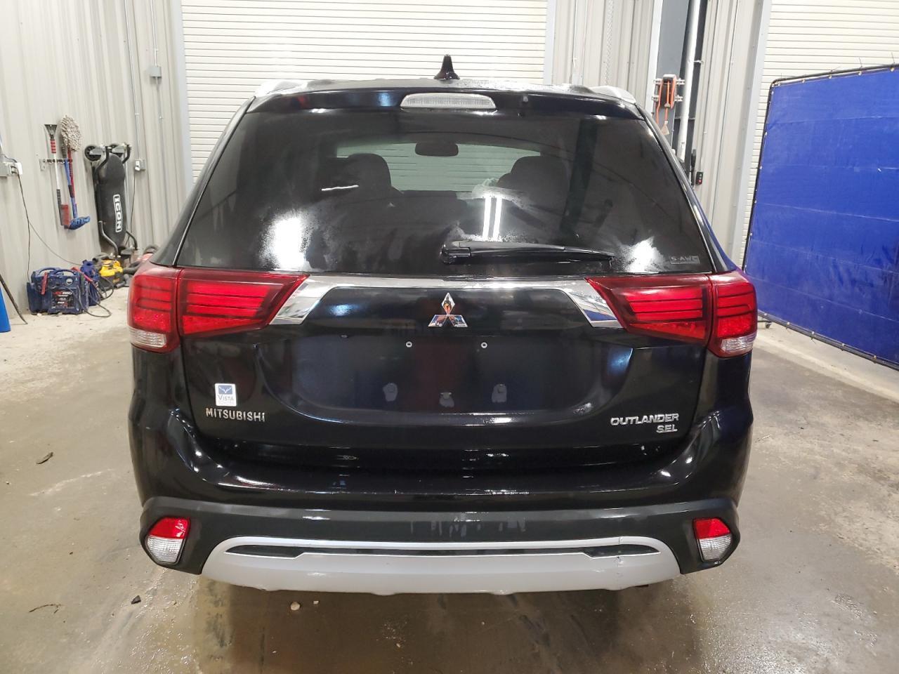 2019 MITSUBISHI outlander