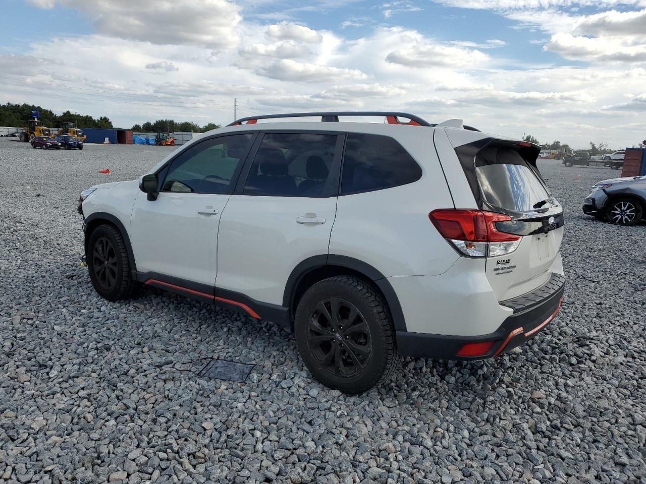 2019 SUBARU FORESTER