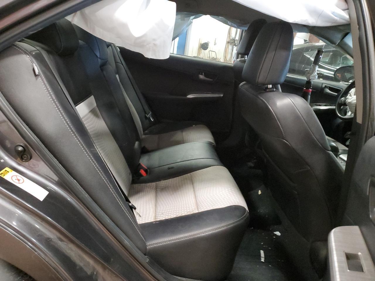 2014 TOYOTA CAMRY