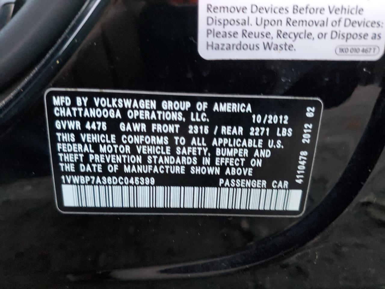 2013 VOLKSWAGEN Passat