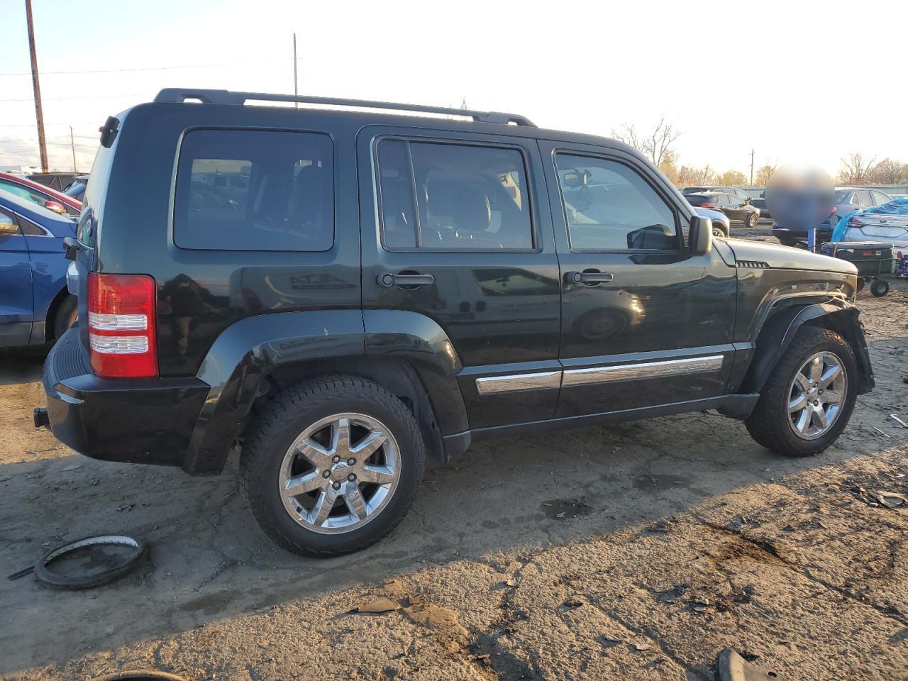 2012 JEEP Liberty