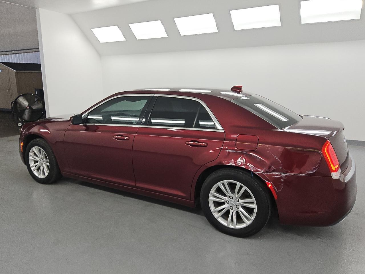 2017 CHRYSLER 300