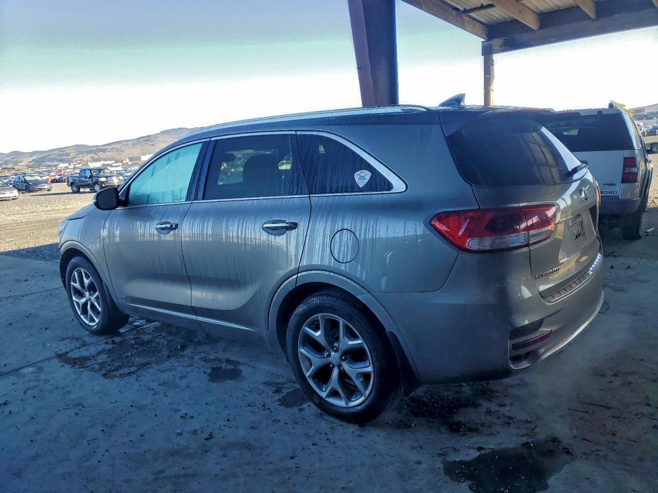 2017 KIA SORENTO