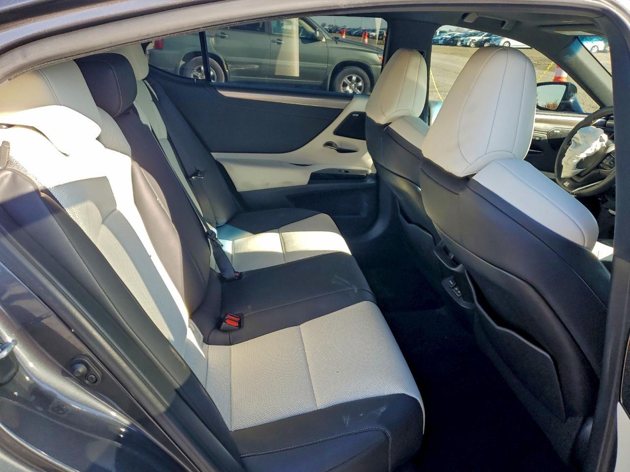2023 LEXUS ES 350