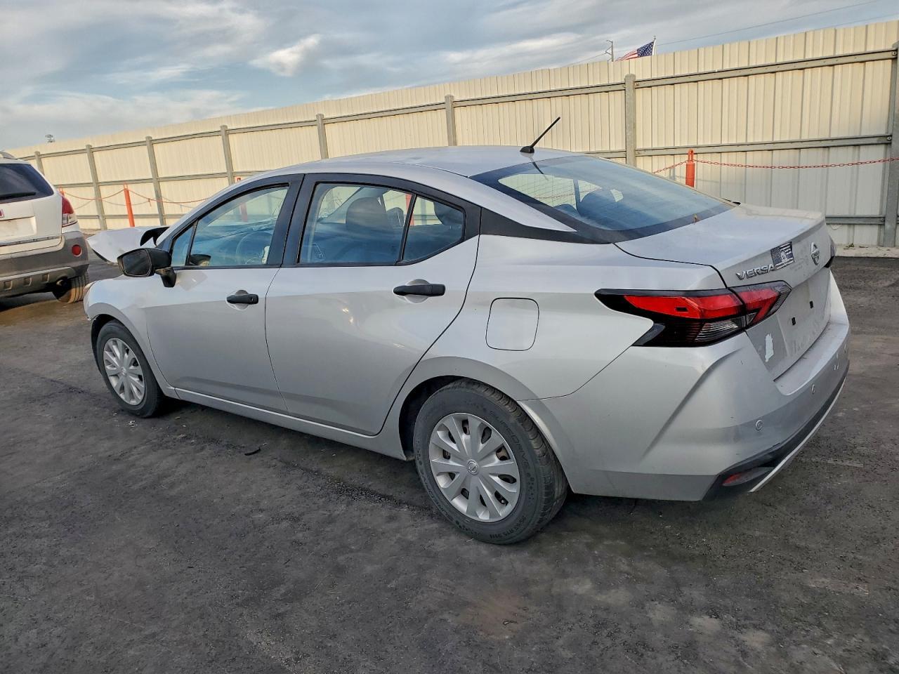 2020 NISSAN VERSA