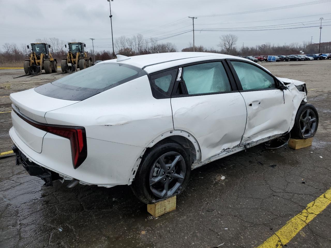 2025 KIA K4
