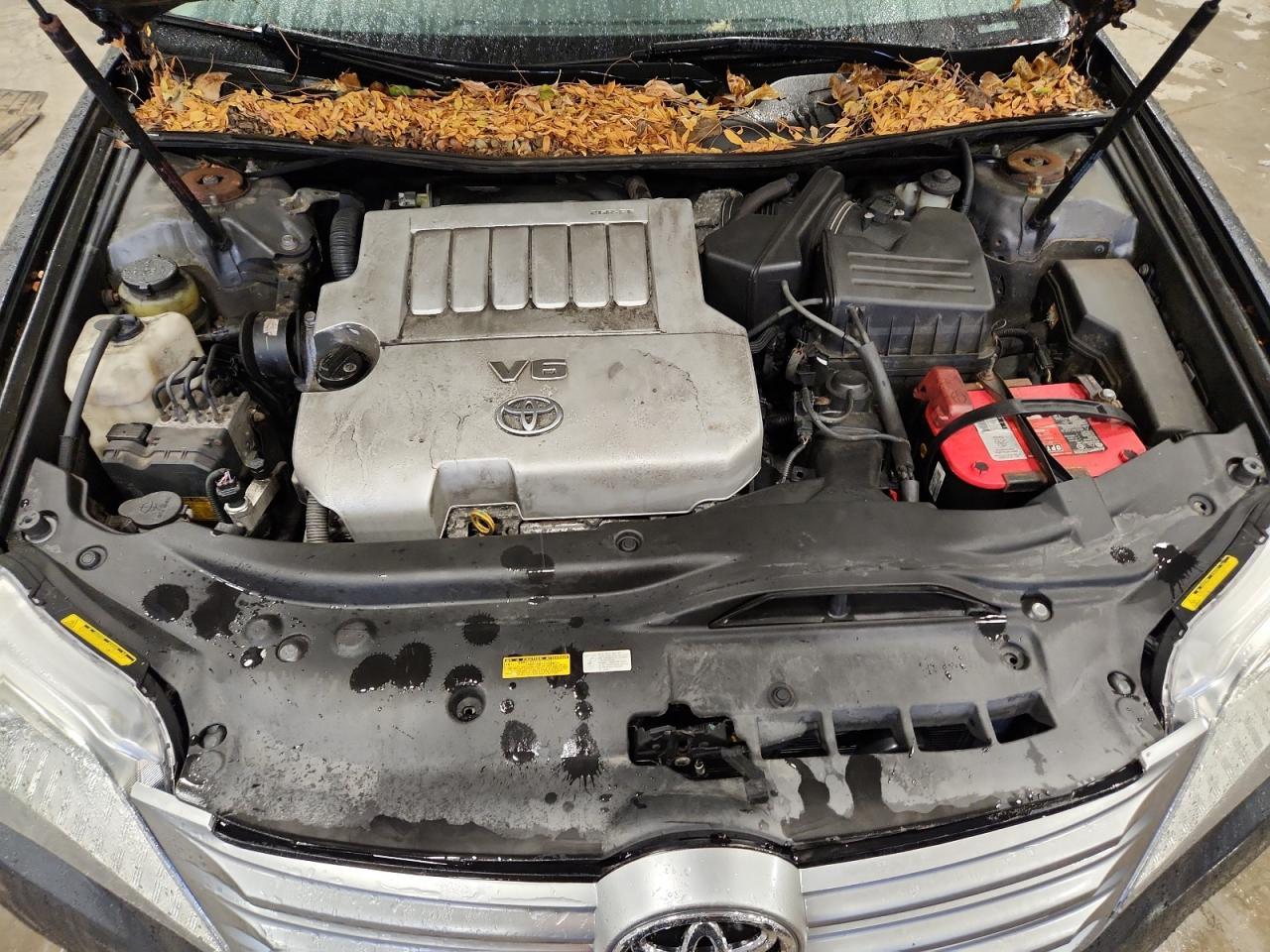 2011 TOYOTA Avalon