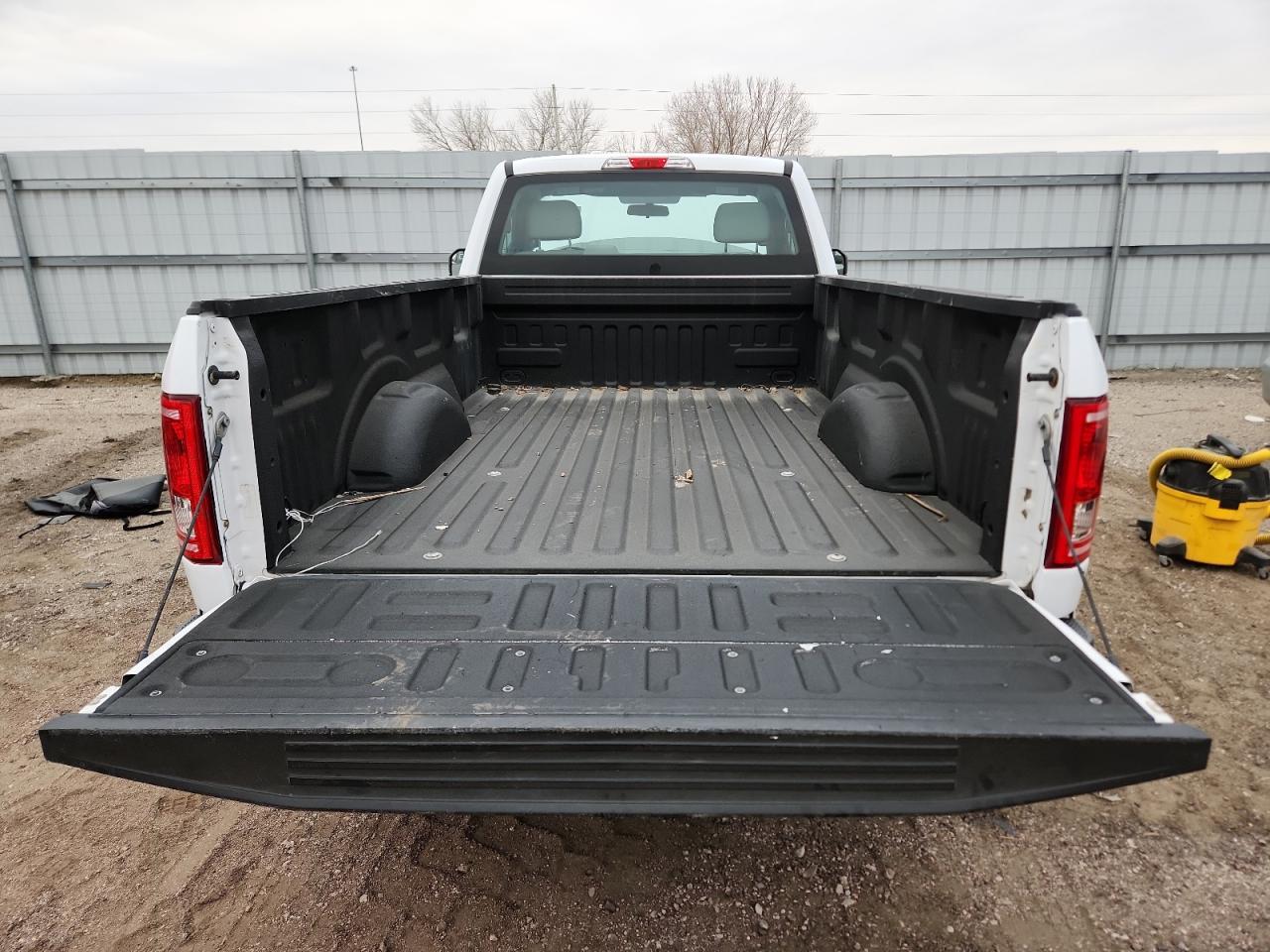2017 FORD F-150
