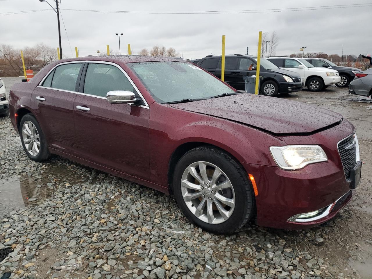 2019 CHRYSLER 300