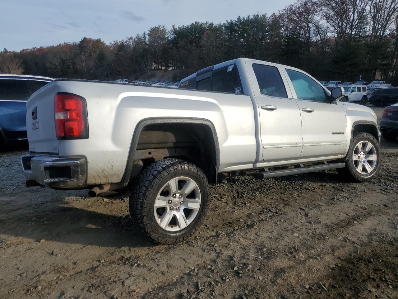 2015 GMC Sierra