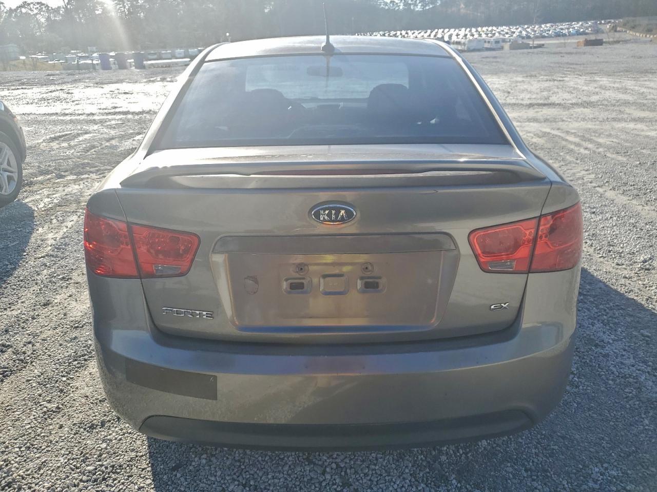 2010 KIA FORTE