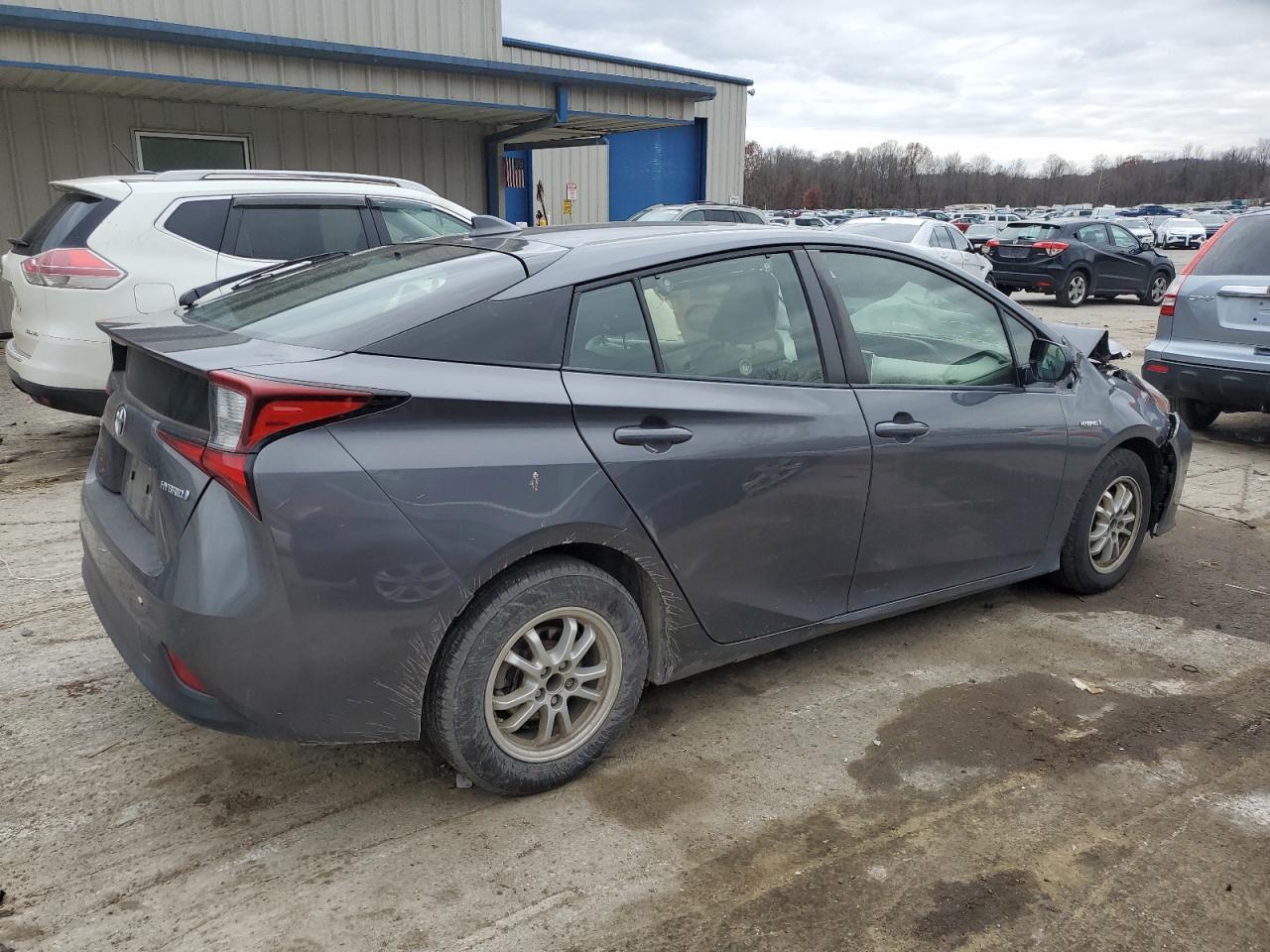 2019 TOYOTA PRIUS