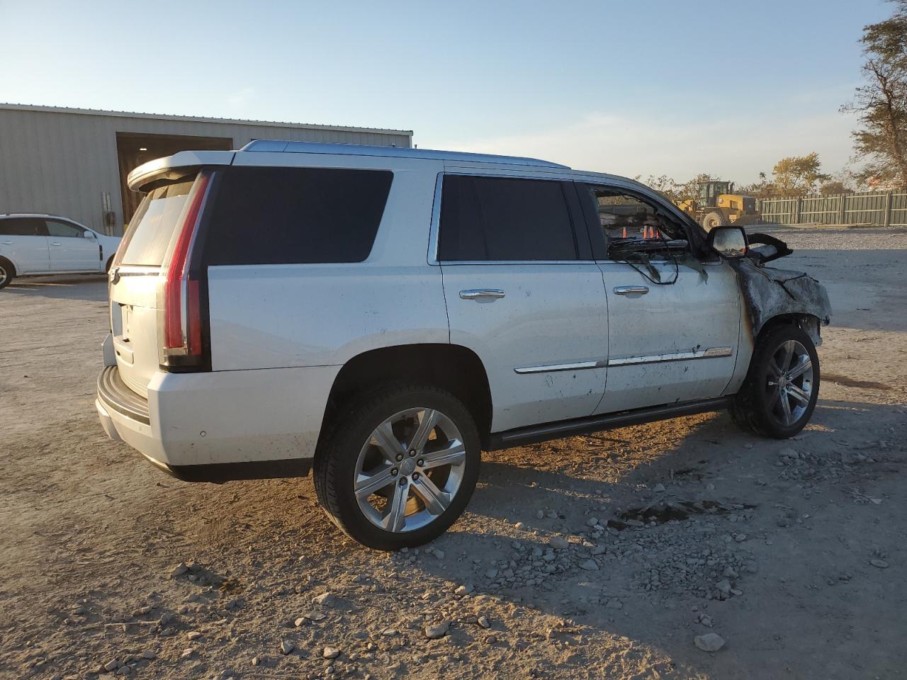 2017 CADILLAC ESCALADE