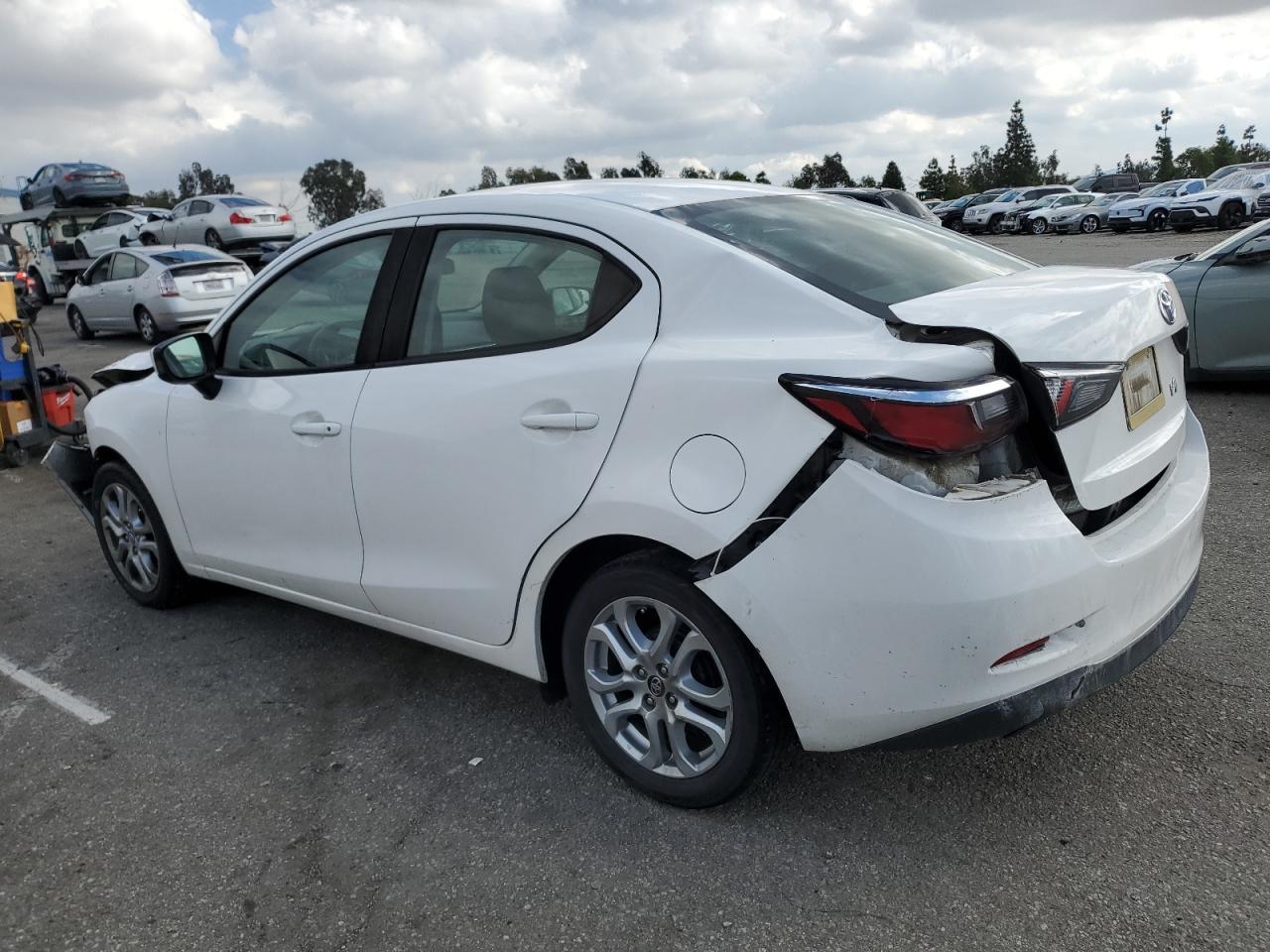 2018 TOYOTA YARIS