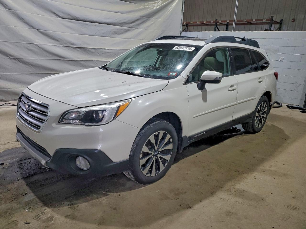 2015 SUBARU Outback