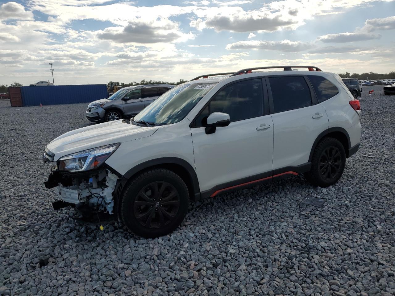 2019 SUBARU FORESTER