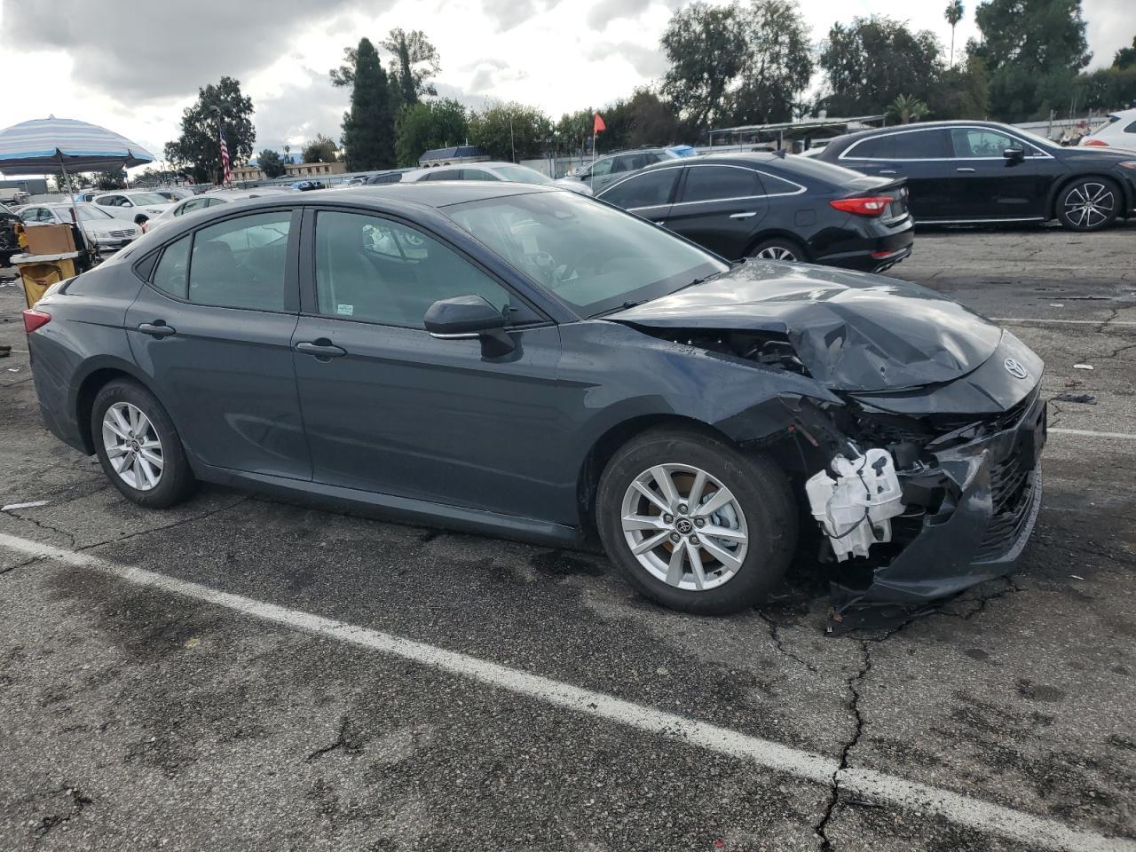 2025 TOYOTA CAMRY