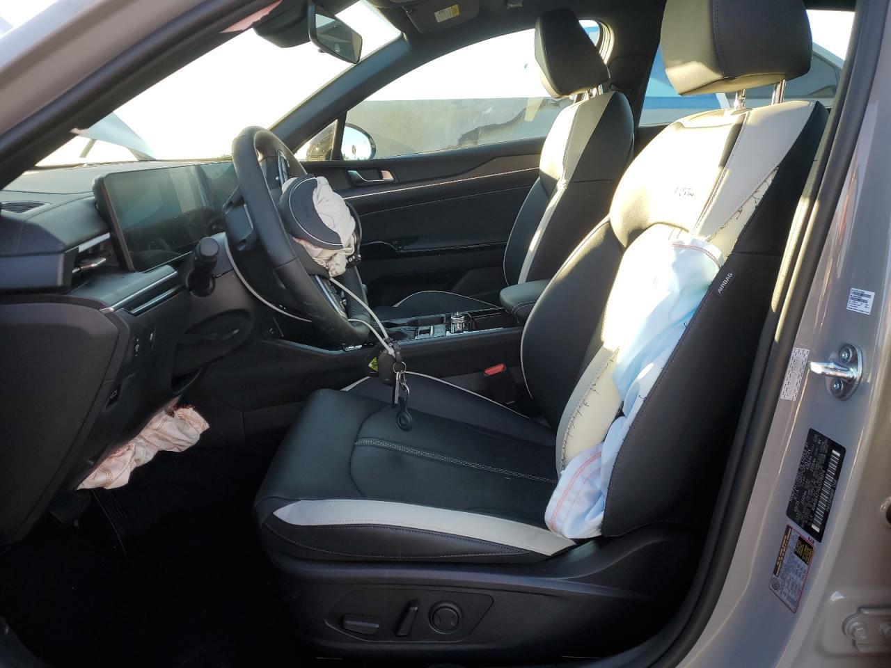 2025 KIA K5