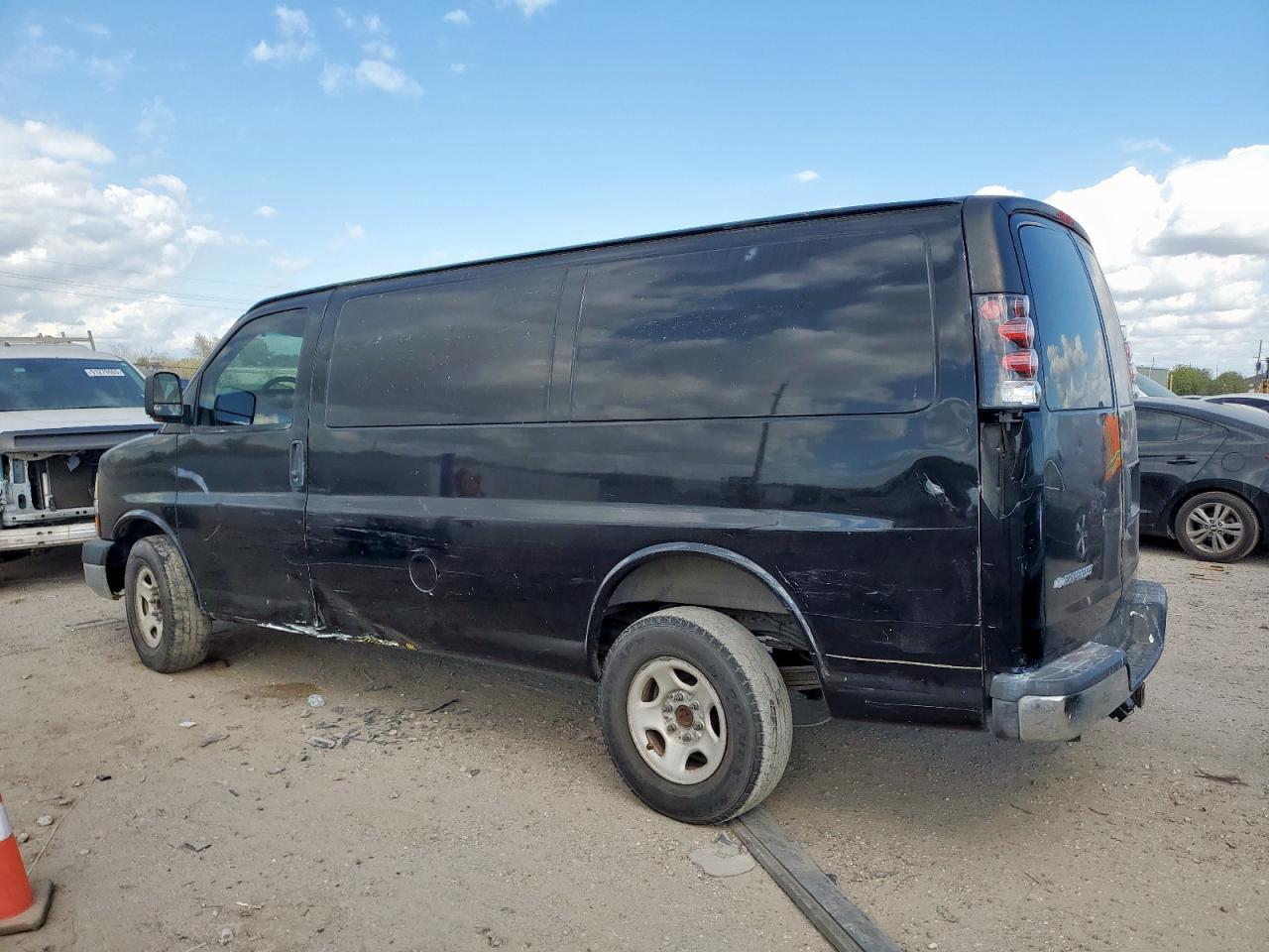 2008 CHEVROLET Express 1500